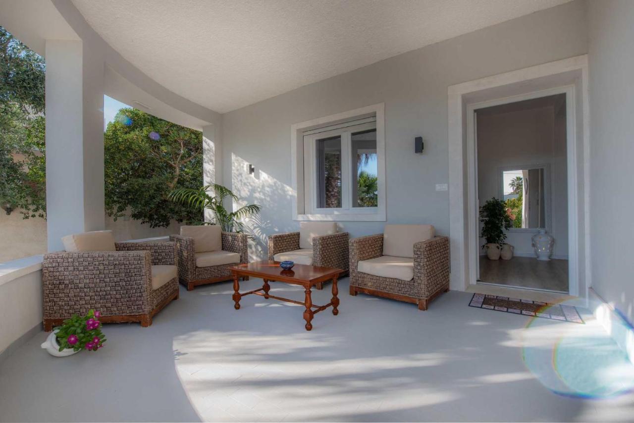 Villa Le Onde - Xenia Sicily Villas マツァーラ・デル・ヴァッロ エクステリア 写真